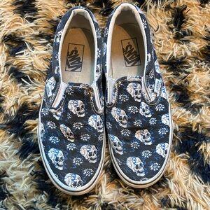 Vans Skull WMNS Classic Slip-On